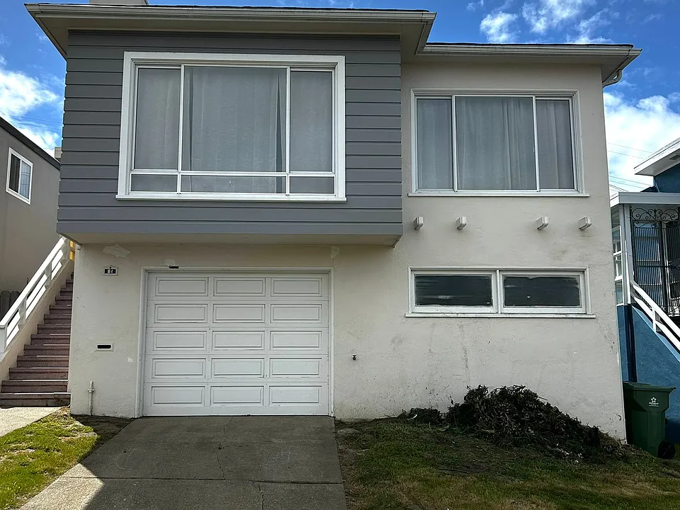 84 Avalon Dr