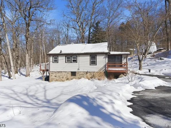 34 Isabelle Ave, Hopatcong Boro, NJ 07821