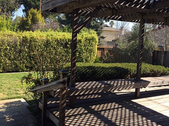 2nd image of 6373 Vicanna Dr