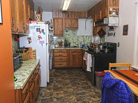 2nd image of 14 Valley Dr