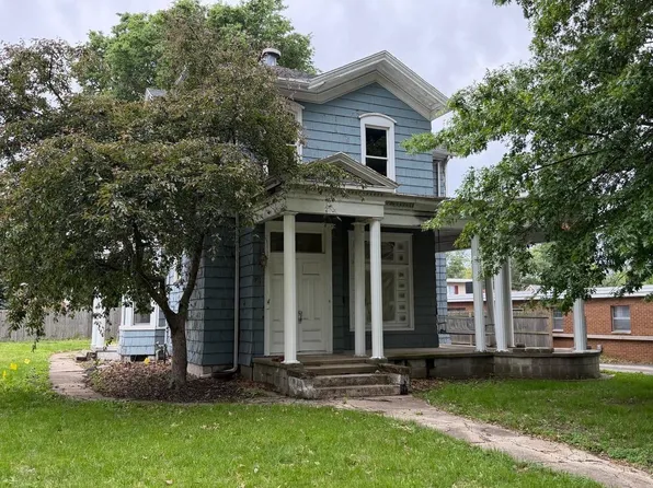 726 Park Ave, Pekin, IL 61554