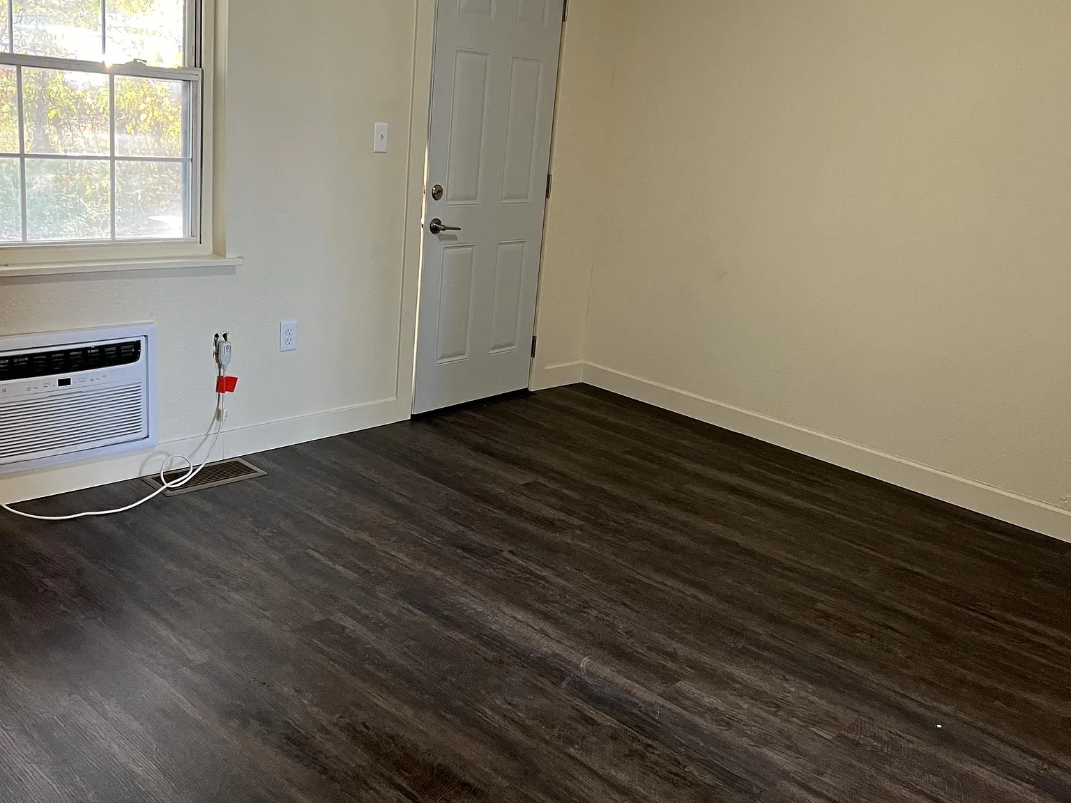 3712 Venice Road - Unit 1 — Photo 2