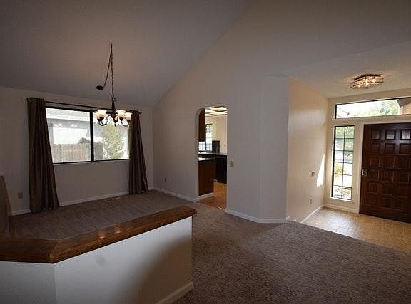 4th image of 8245 Woodlake Hills Dr