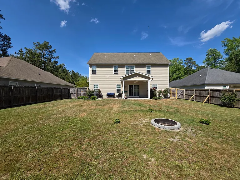 763 Radiant Dr — Photo 4