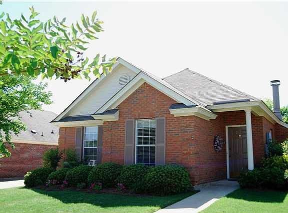 2nd image of 1268 Westfield Ln