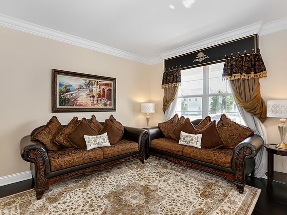 5th image of 2084 William Dr