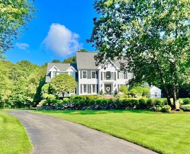 8 Riverside Ter, North Easton, MA, 02356