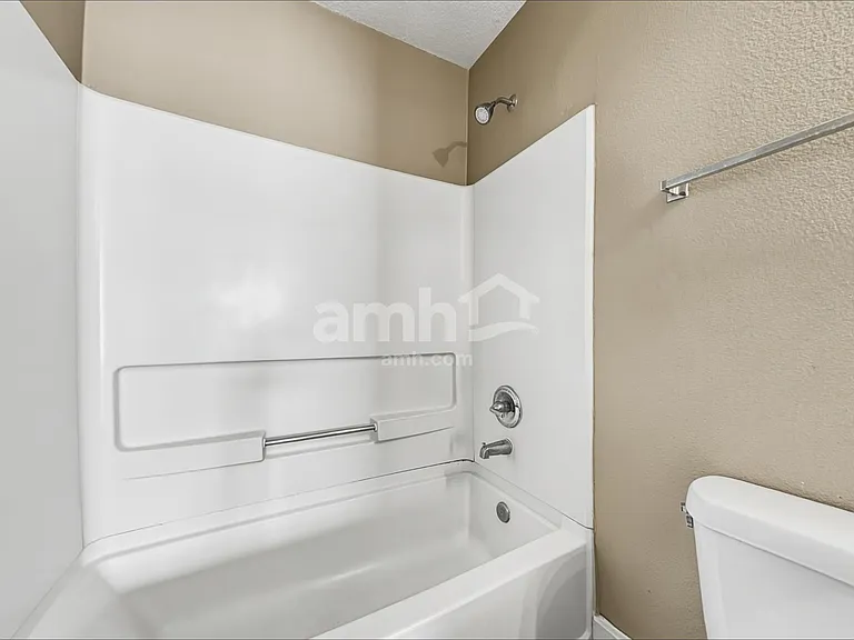 19934 Crested Hill Ln — Photo 14