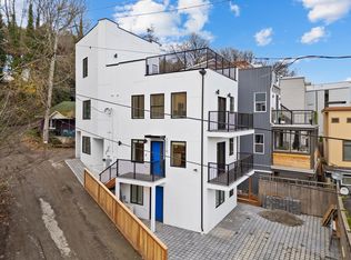 3021 SW Harbor Ln UNIT A, Seattle, WA 98126