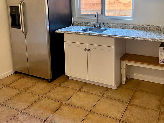 4th image of 71 Dewitt Ave #1