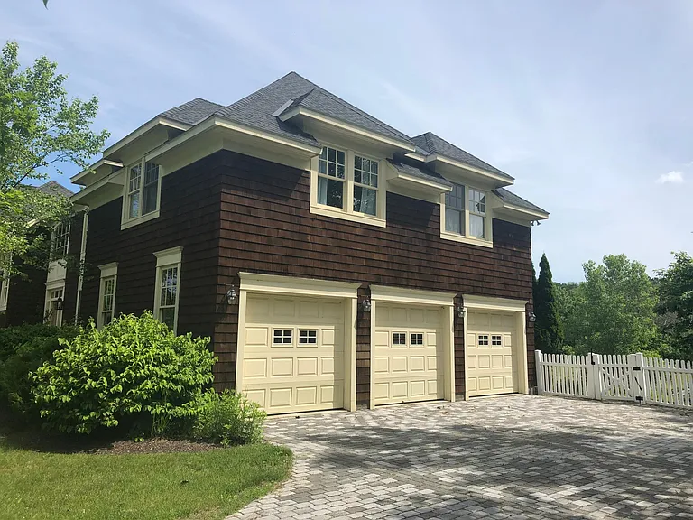 95 Long River Rd — Photo 25