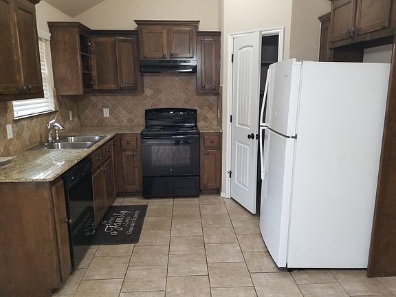 2nd image of 19905 Adagio Ln