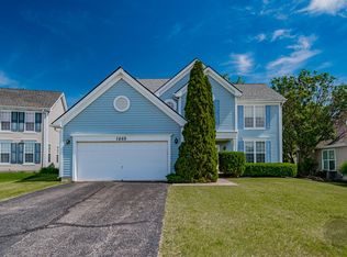 1665 Blackwell Ln, Aurora, IL 60504