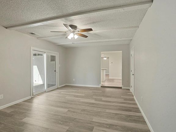 5th image of 648 Melva Ave