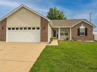 9 Wistar Way, O'Fallon, MO 63366