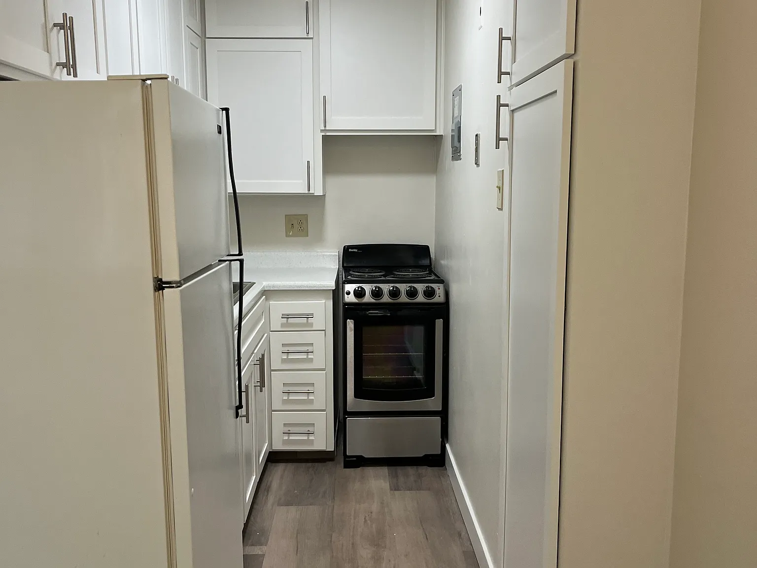 Virginia Mae Apartments — Photo 1