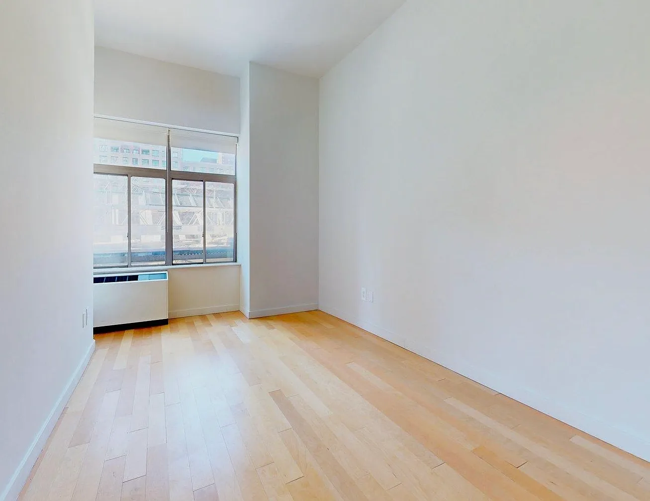 90 Washington Street — Photo 4
