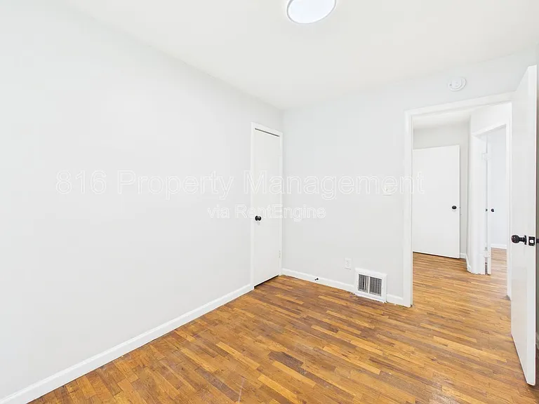 10323 E 20th St S — Photo 13