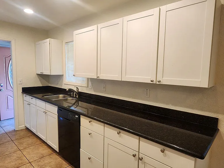 6955 S Land Park 1301 58th Ave — Photo 4
