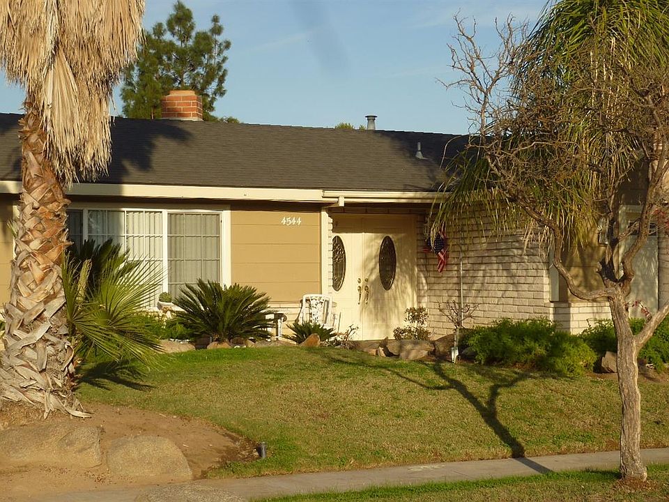 1st image of 4544 N Warren Ave