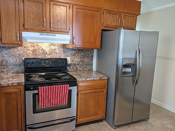 2nd image of 530 Chestnut St