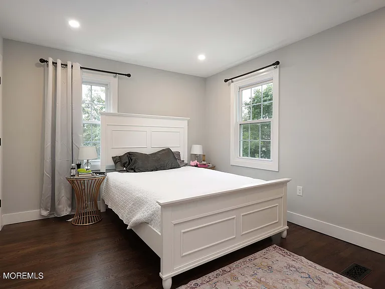 67 E Highland Ave — Photo 11