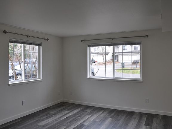 Kitchen / Living Room