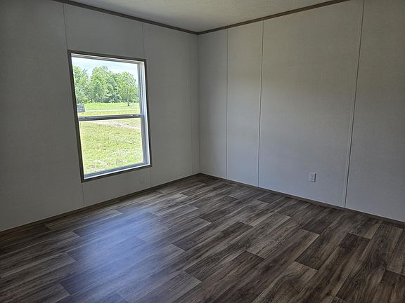 5th image of 2276 Manville Saint Charles Rd