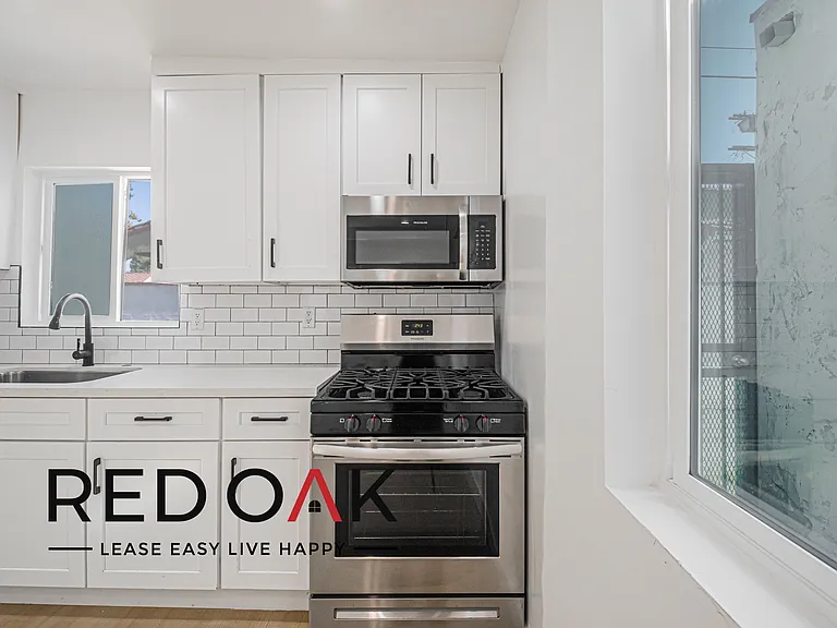 4211 1/2 11th Ave #4211-1/2 — Photo 9