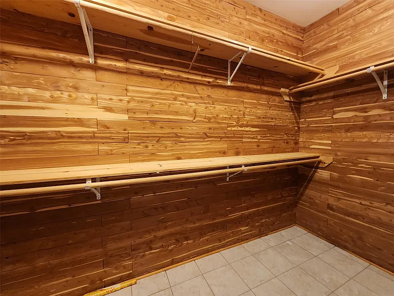 6105 Inwood Dr #D — Photo 10