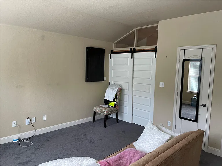7609 Covered Bridge Dr — Photo 19