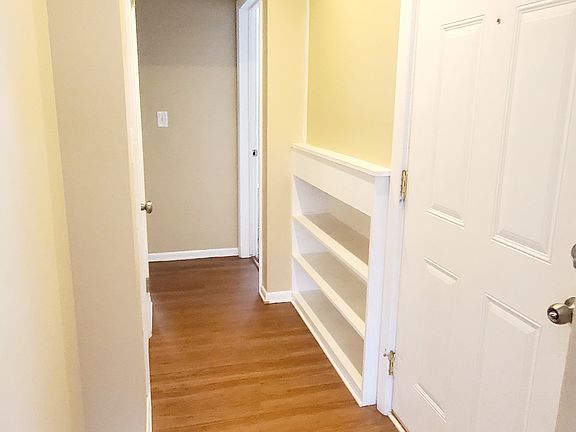 5th image of 1012 52nd St SE #1010