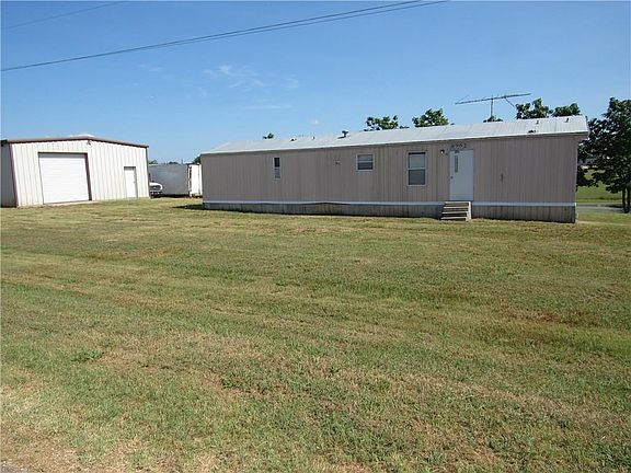 2nd image of 8962 Eastview Dr