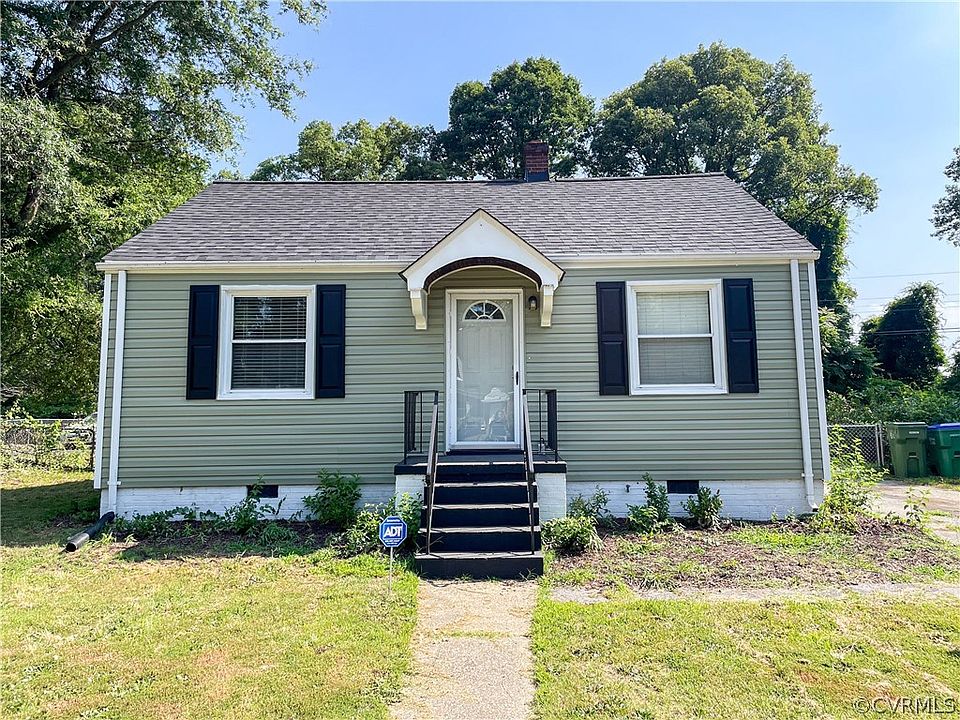 1st image of 3500 Chapel Dr