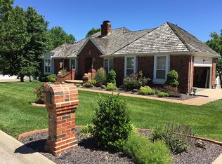 2340 Delaware Dr, Saint Charles, MO 63303