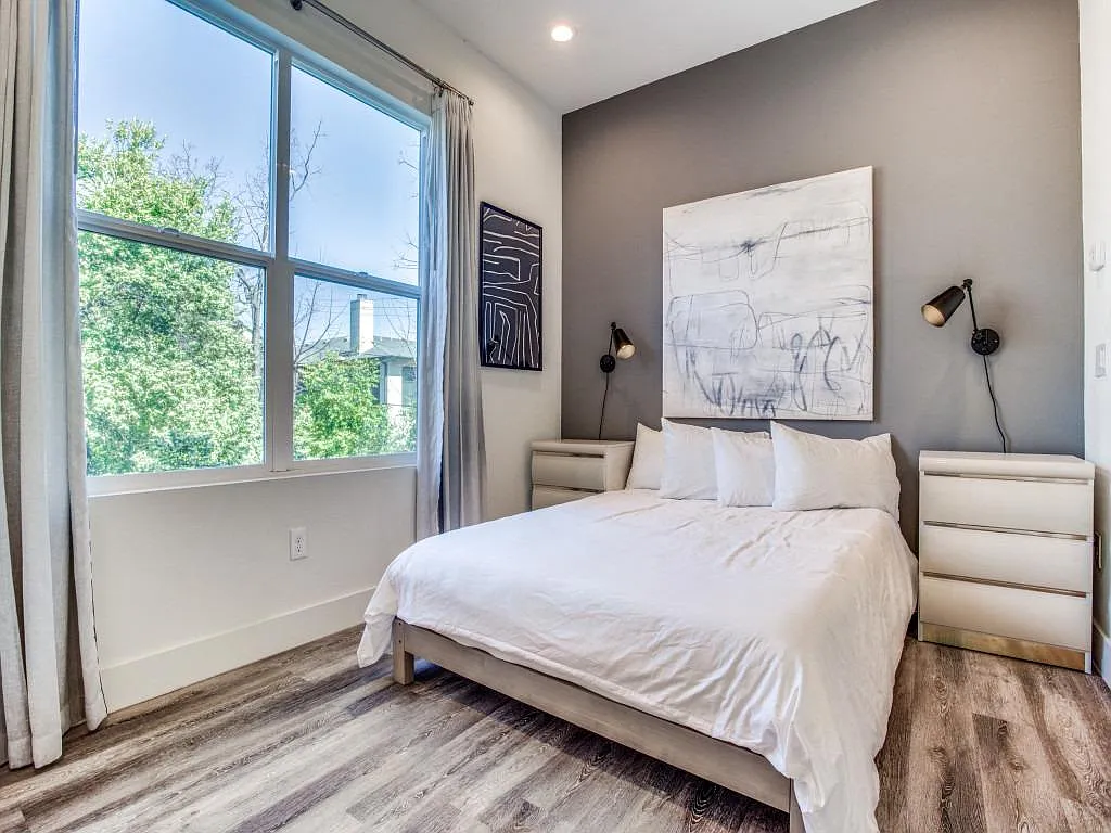 3 bed, 1800 sqft, $5,500 — Photo 4