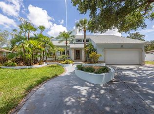 1416 72nd Ave NE, Saint Petersburg, FL 33702