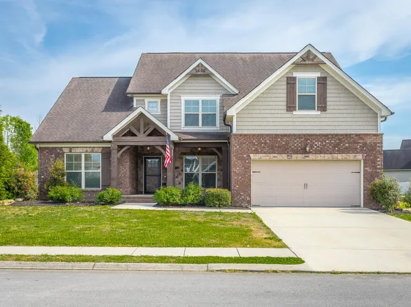 7364 Red Poppy Dr, Ooltewah, TN 37363