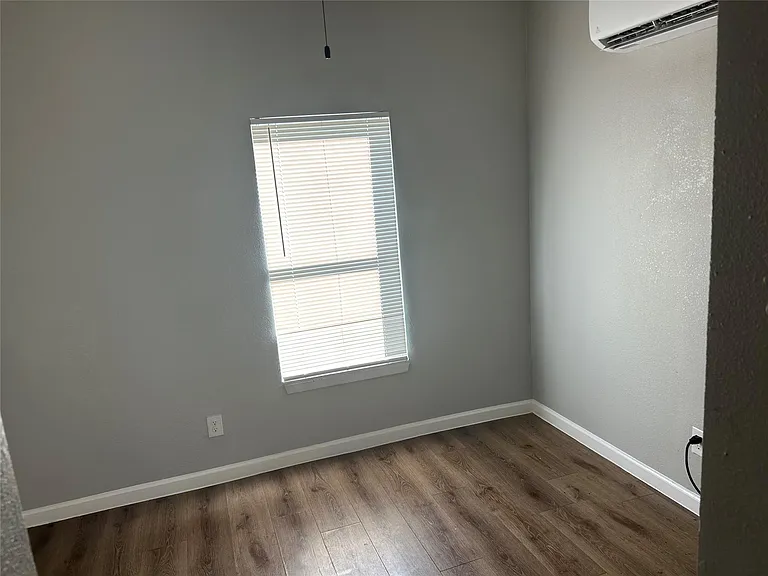 5105 Sherman St #3 — Photo 7
