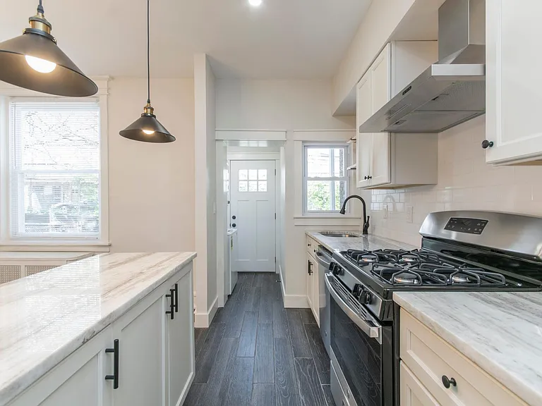 5745 Hunter St — Photo 8