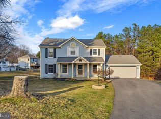 8209 Splashing Brook Ct, Laurel, MD 20723
