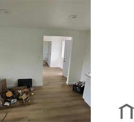 3 bed, 1000 sqft, $3,000 — Photo 2