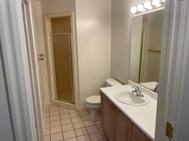 1860 E Jeremy Ct — Photo 7