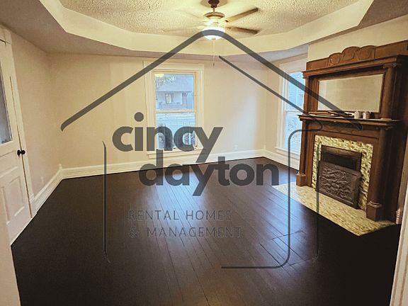 5th image of 1024 Hughes St