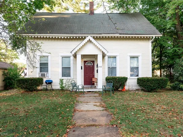 242 W Highland Ave, Ravenna, OH 44266