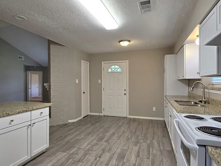 19618 Stillhouse Dr — Photo 10