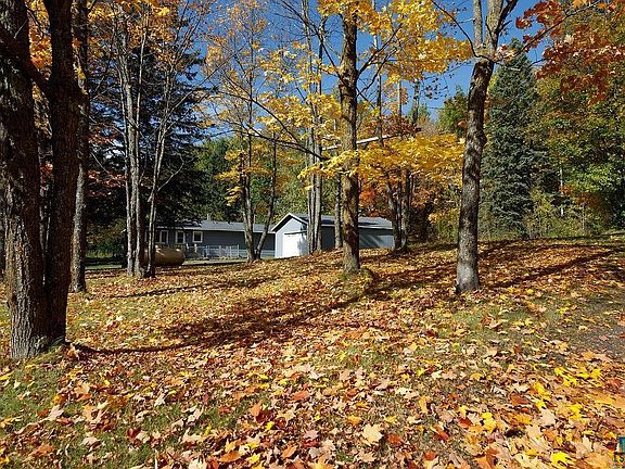 2nd image of 4757 Swan Lake Rd