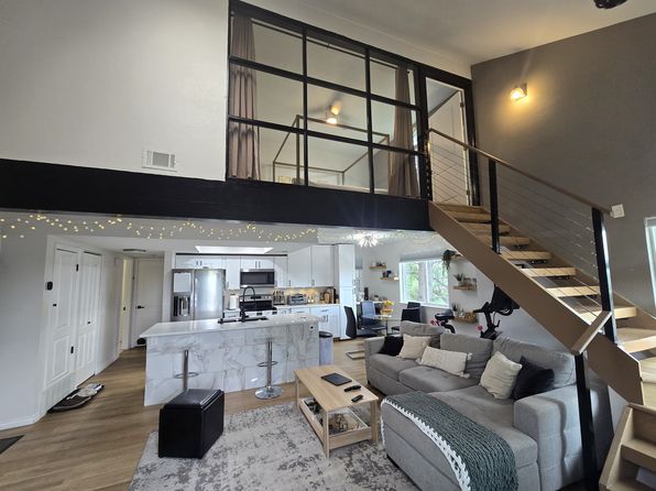 4323 S Andes Way APT 201