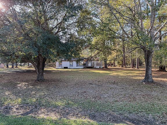 3rd image of 310 County Road 643