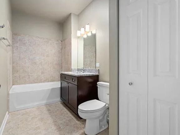 4th image of 705 Verandah Dr